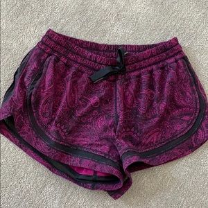 Lululemon hotty hot shorts